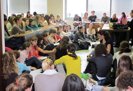 Scuola: Record a Milano 37 Alunni in una sola classe